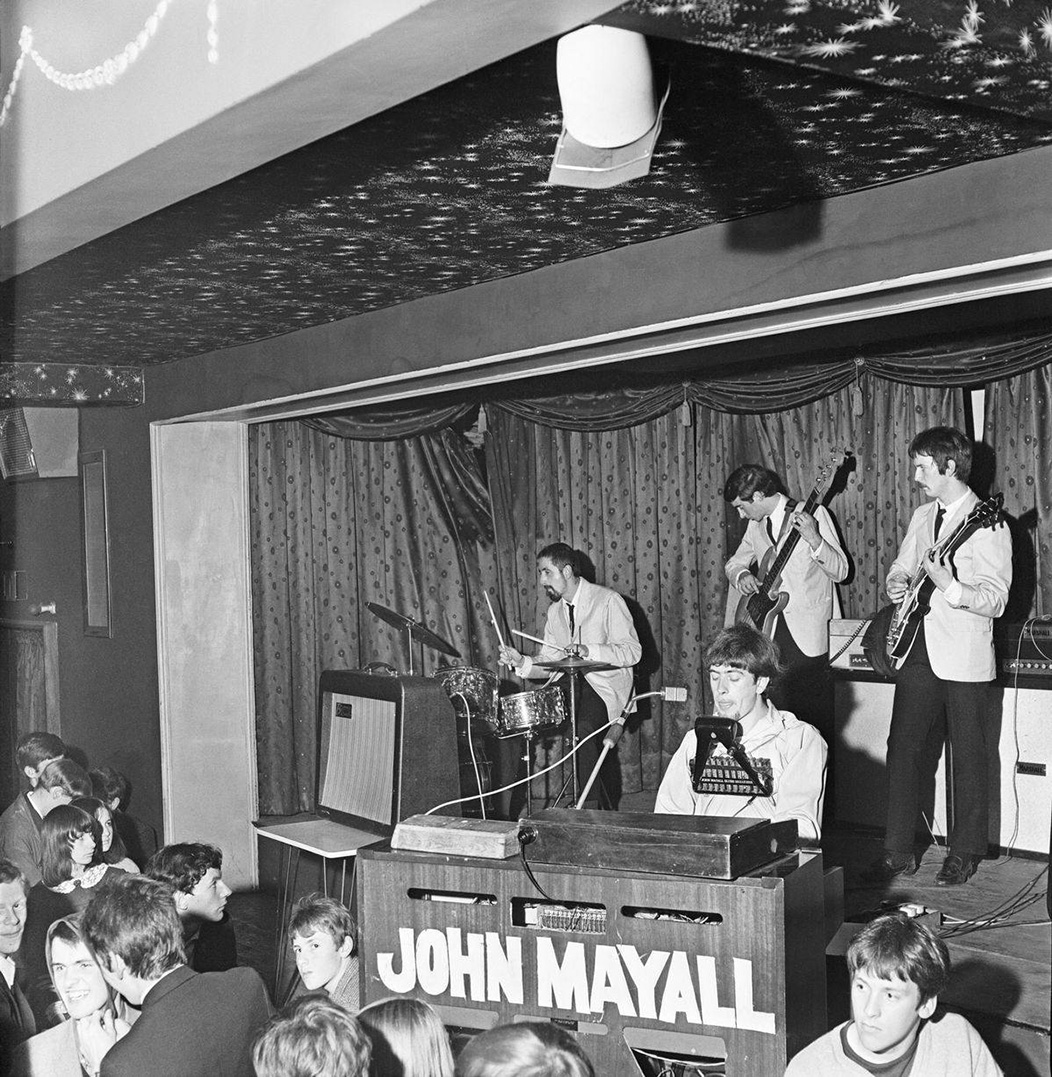 EC_1965-06-04 Surrey Ricky Ticky Club Guildford Plaza1.jpg